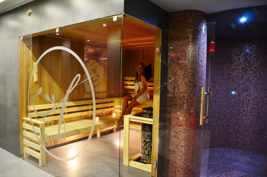 Hotel Azalia & Spa Niepołomice Dış mekan fotoğraf