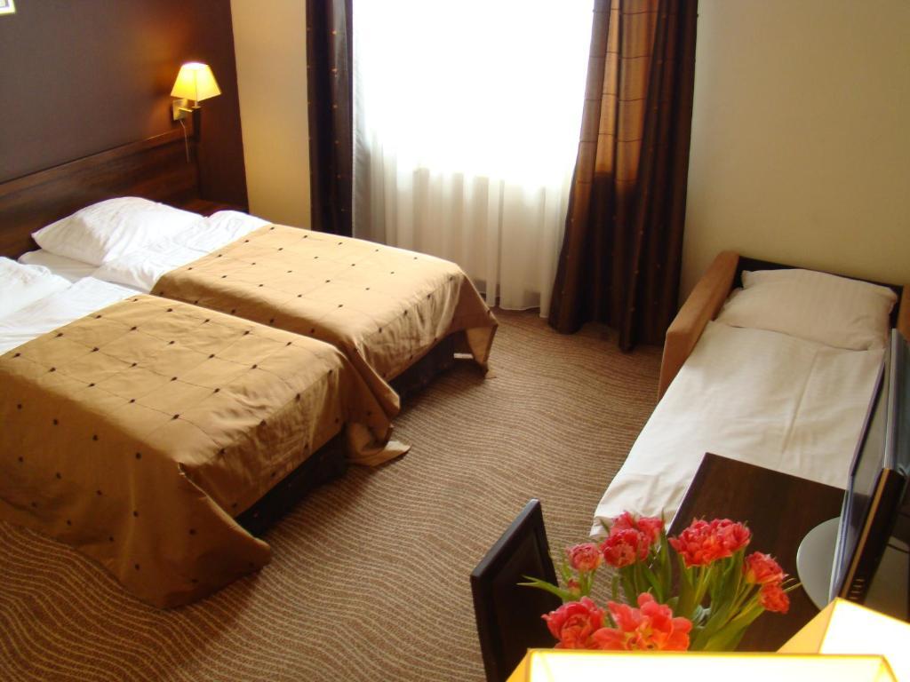 Hotel Azalia & Spa Niepołomice Oda fotoğraf