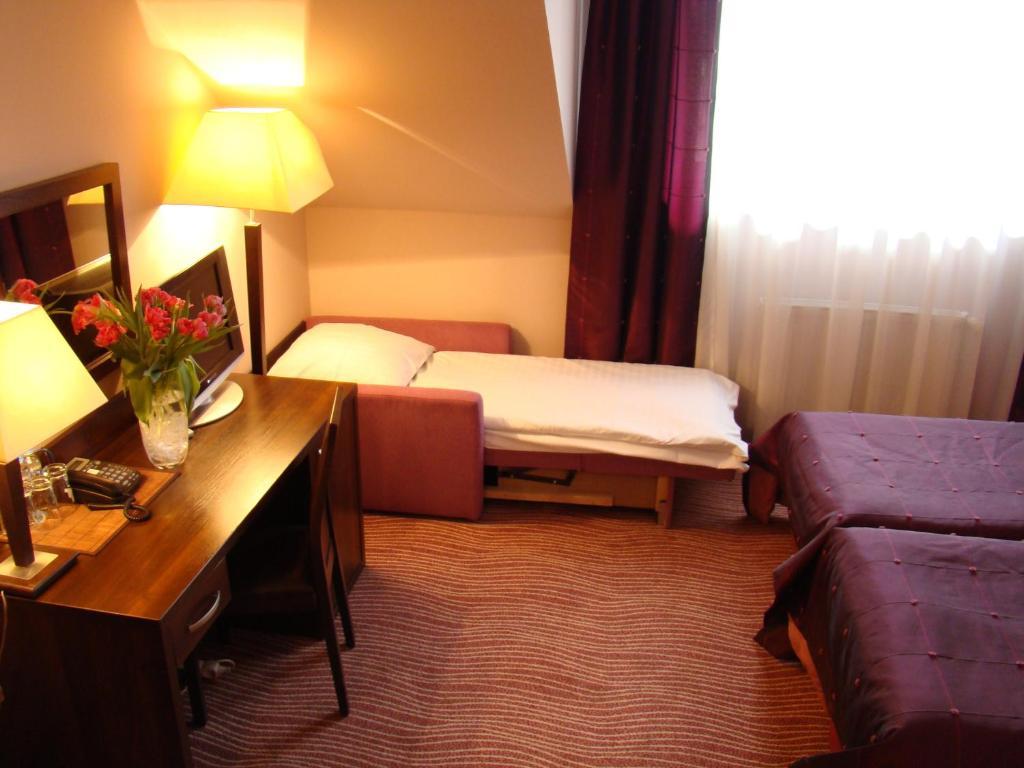 Hotel Azalia & Spa Niepołomice Oda fotoğraf