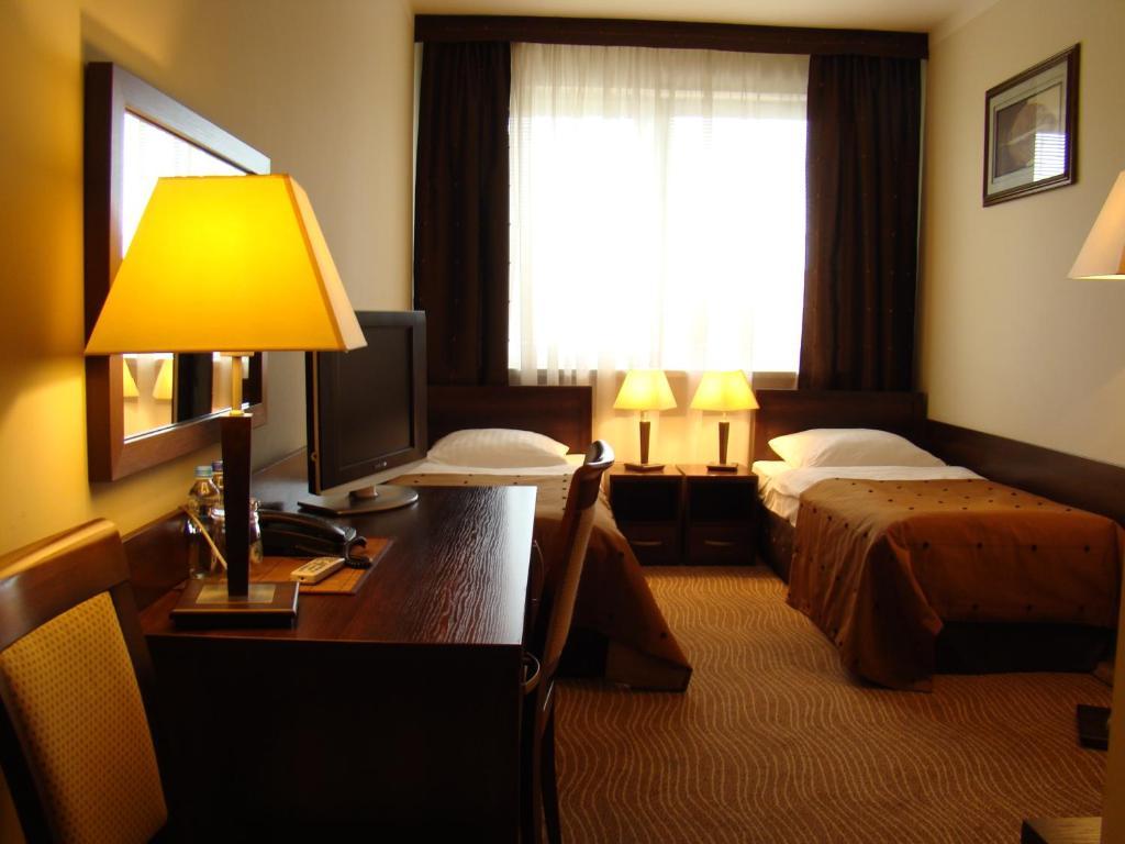 Hotel Azalia & Spa Niepołomice Oda fotoğraf